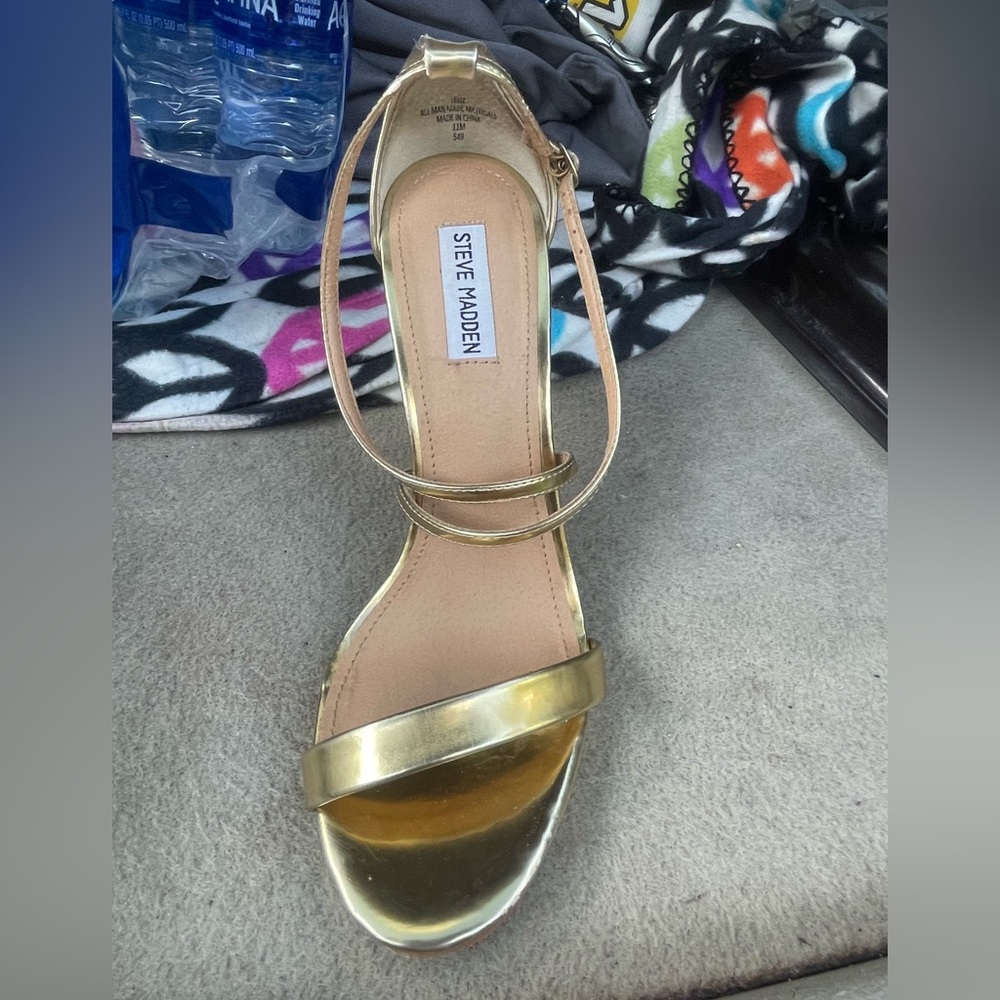 Steve Madden Gold Heels